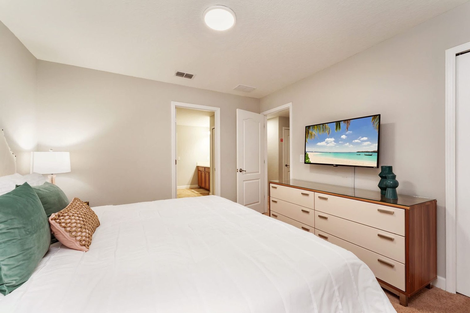 Building Photo - 1475 Moon Valley Dr