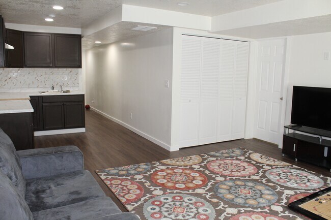 Building Photo - 11342 S 1450 W