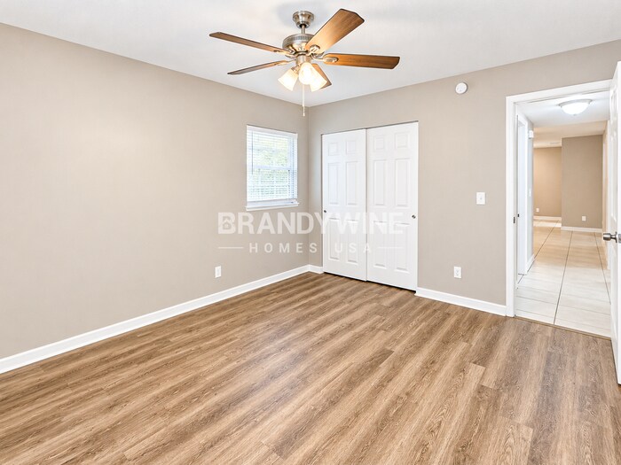Building Photo - 11103 N 27th St
