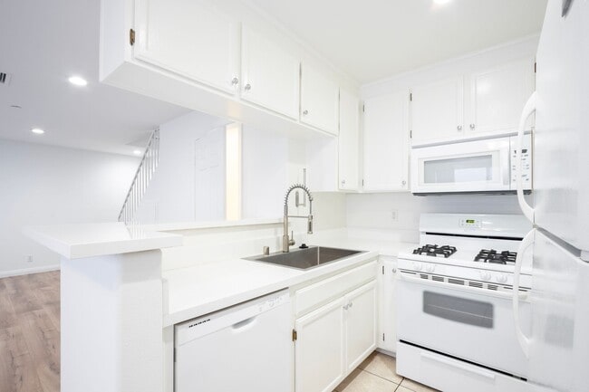 Building Photo - BK Venture 1 LP