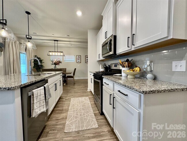 Building Photo - 6212 Hailstone Rd