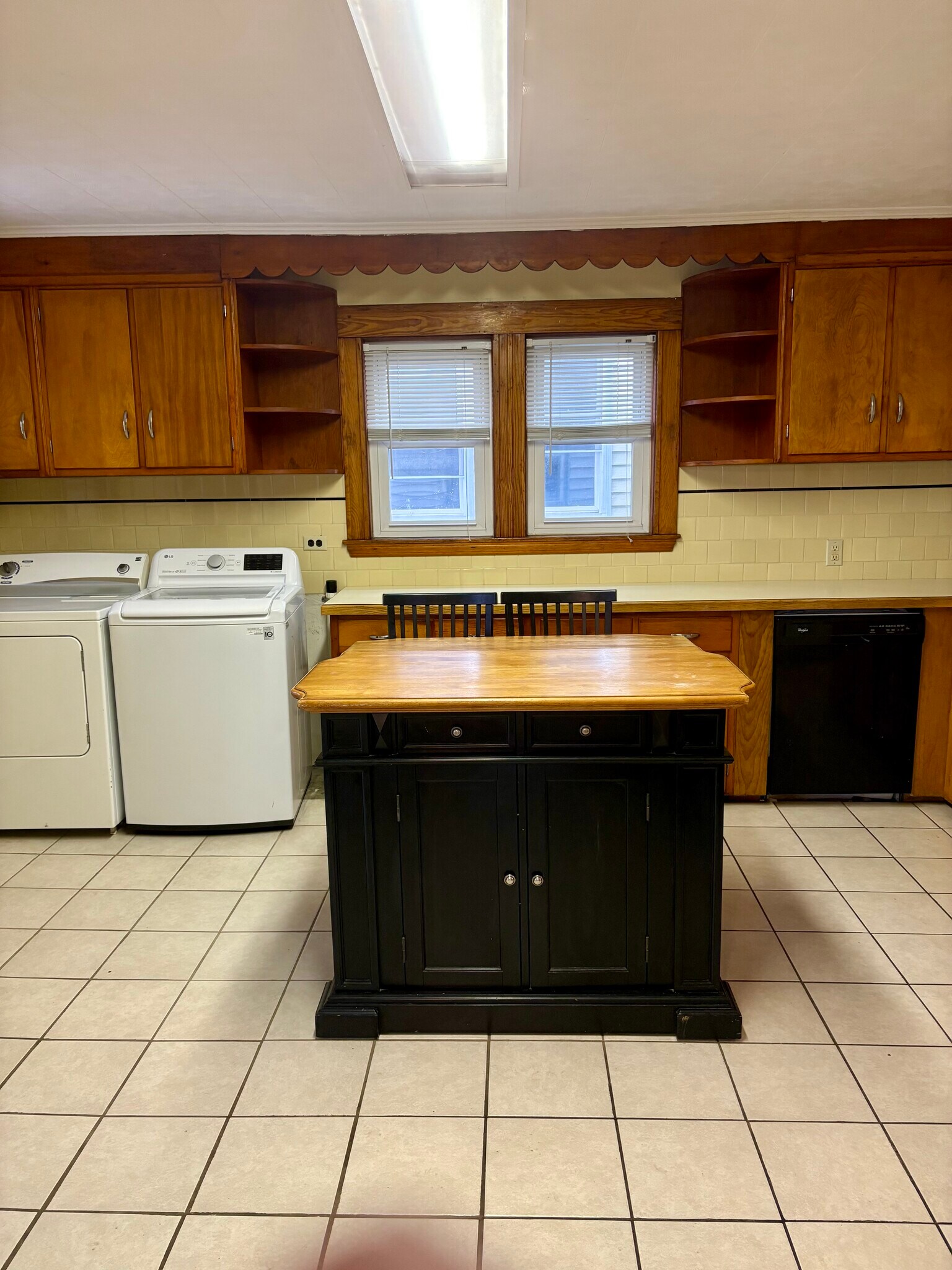 Building Photo - 32 Harley Ave