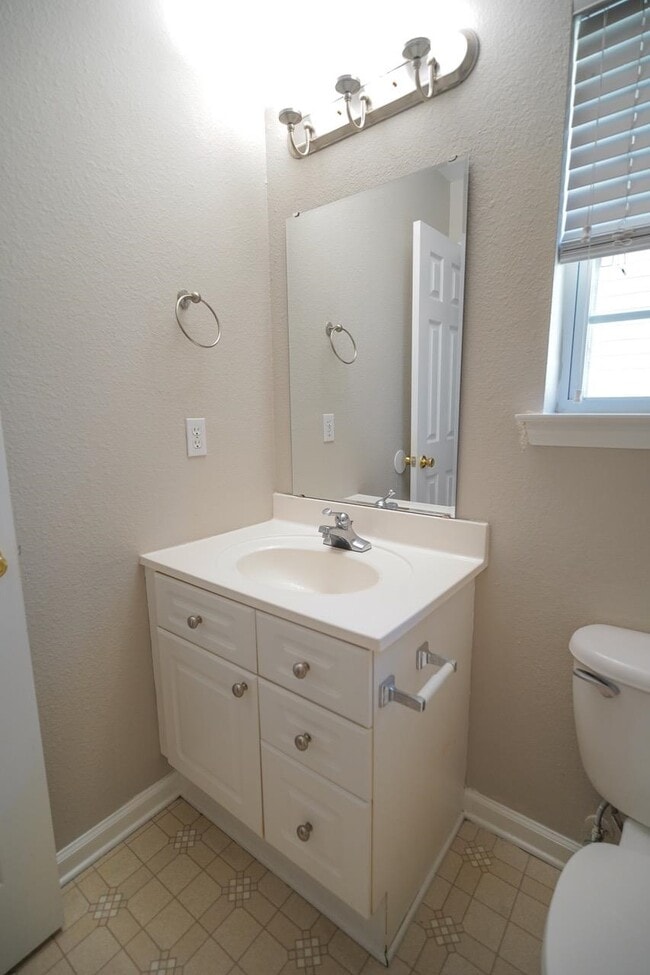 Building Photo - 2788 Westbrook Ct