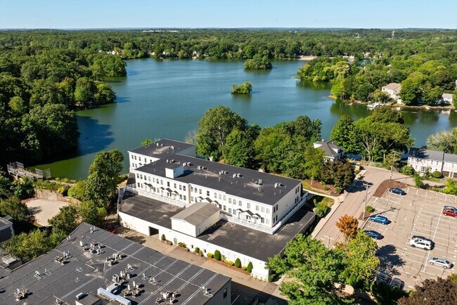 Building Photo - 24 S Bulfinch St