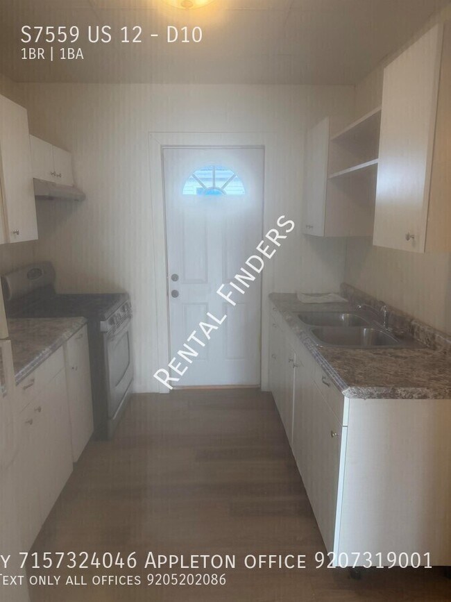 Building Photo - S7559 US-12