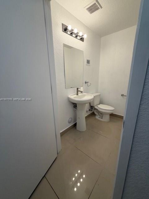 Building Photo - 25870 SW 144th Ct