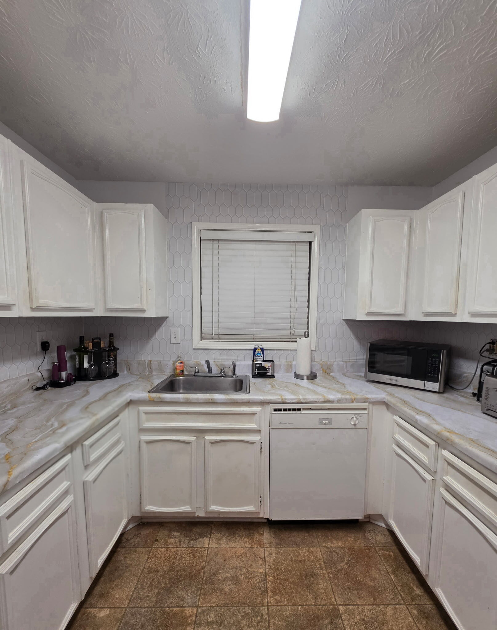 Building Photo - 1404 Augusta Dr SE