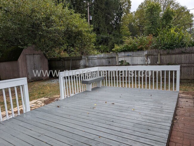 Building Photo - Remodeled house with garage