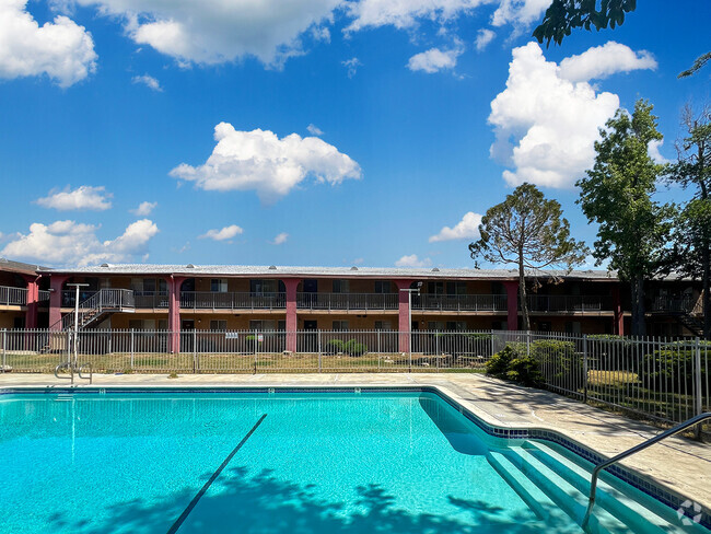 Building Photo - Avalon Park Apartments