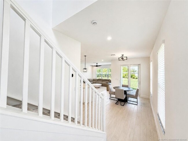 Building Photo - 3583 NW Solange Ct