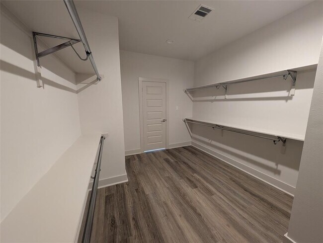 Building Photo - 4407 Abaco Ln