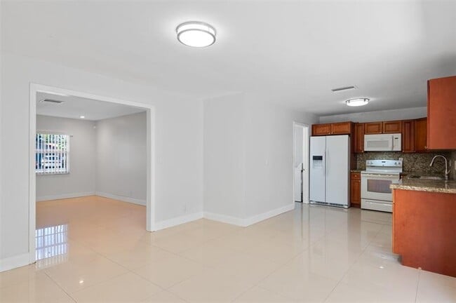 Building Photo - 6719 Boulevard of Champions