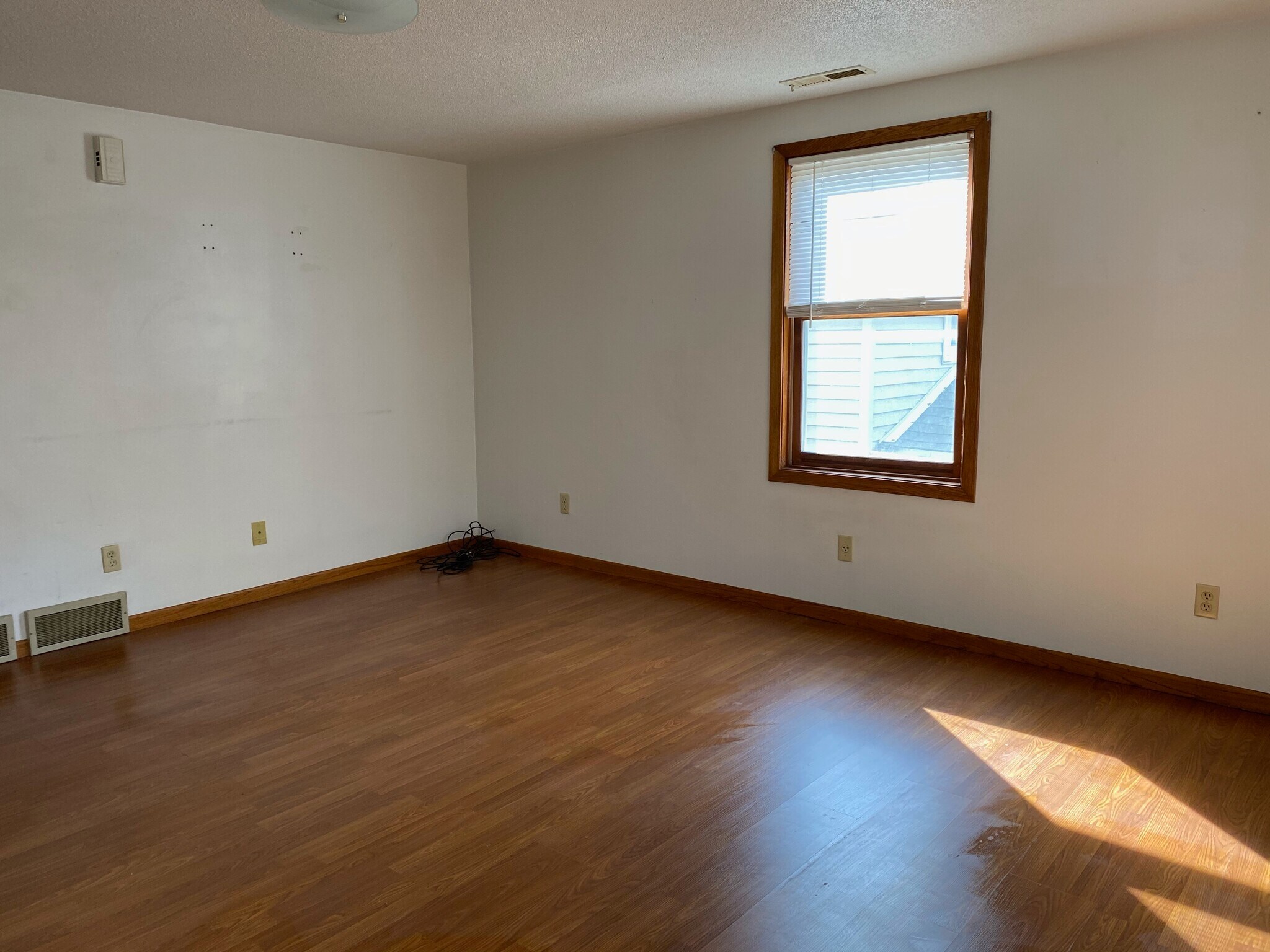 Living Room - 2284 Jackson St