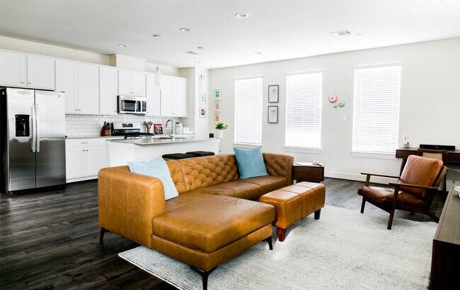 Building Photo - 5203 Burress Springs Ln