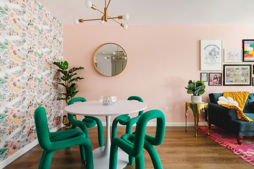 Building Photo - 467 S Calle El Segundo