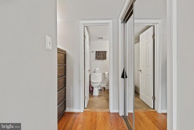 Building Photo - 1475 A St NE