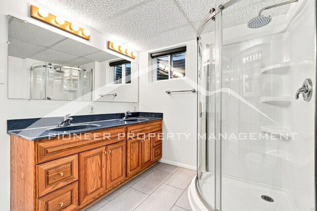 Building Photo - 2557 S Coors St