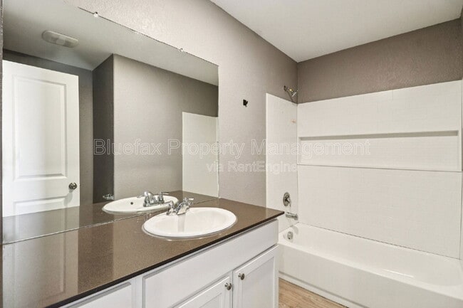 Building Photo - 7244 Pasture Run