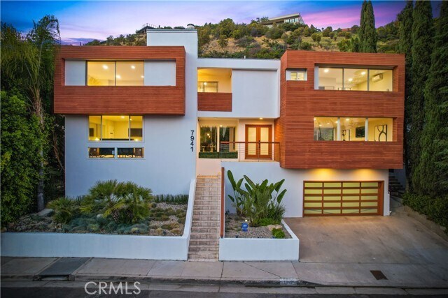 Building Photo - 7941 Electra Dr