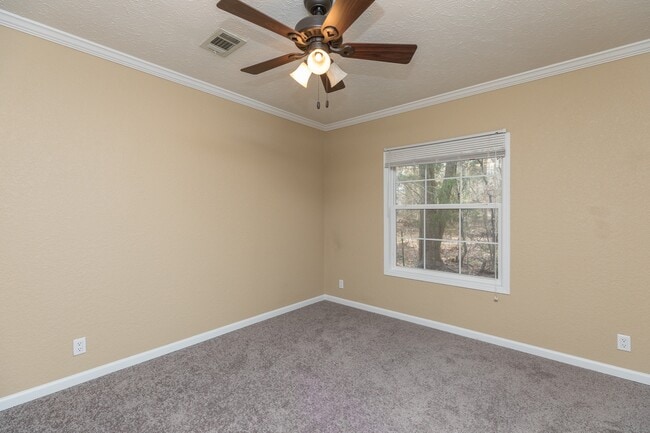 Building Photo - 11784 FM Rd 16