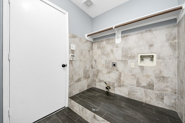 Building Photo - 15227 Western Skies Dr