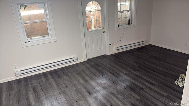 Building Photo - 17 Dillon Rd