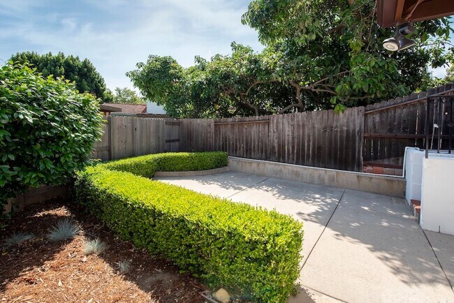 Building Photo - 772 Terni Ln