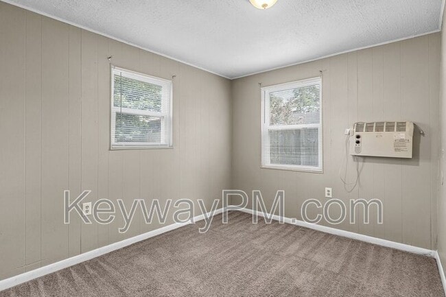 Building Photo - 116 Argyle Ave
