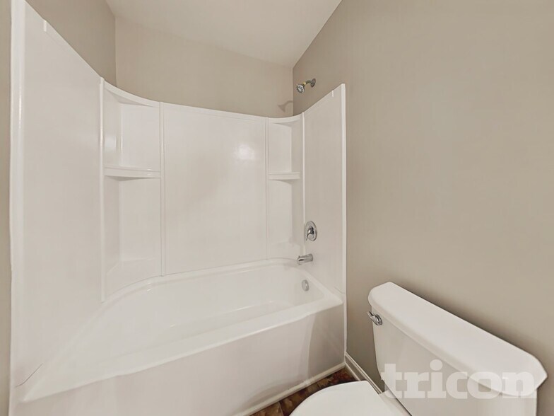 Building Photo - 4600 Montelena Dr