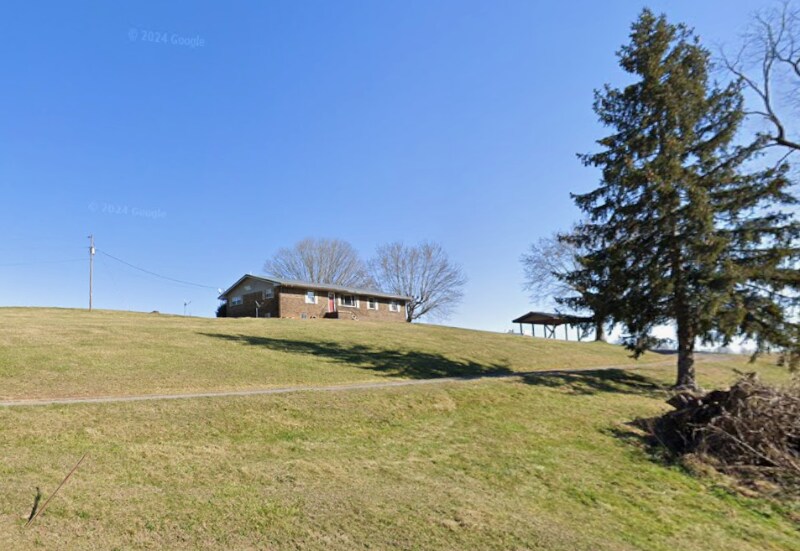 Building Photo - 228 Gatewood Rd