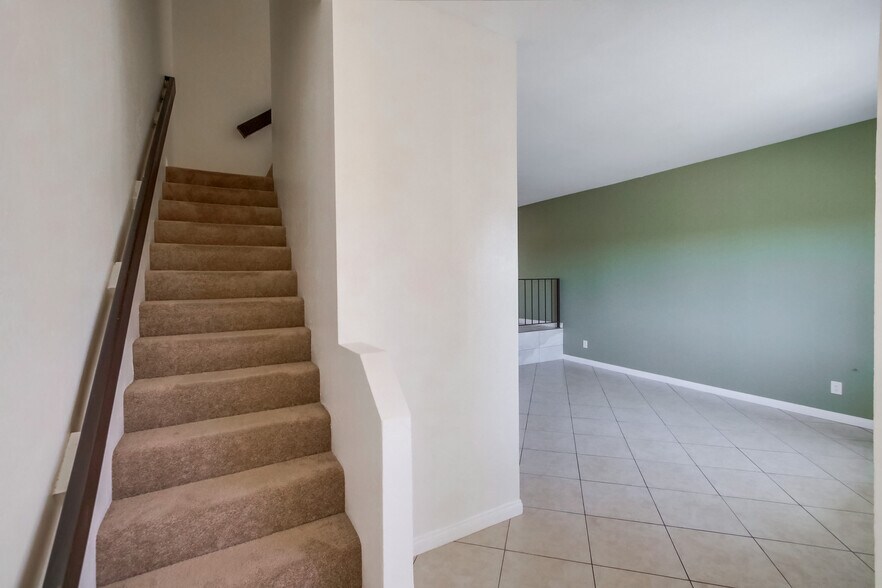 Building Photo - 2724 K St