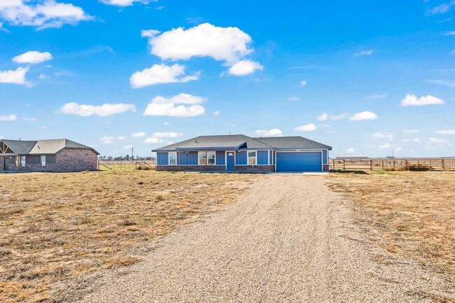 Building Photo - Country Living In Roosevelt ISD!