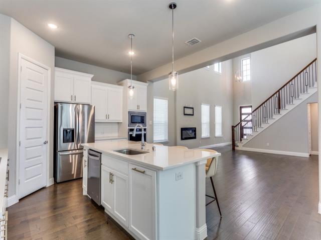 Building Photo - 4243 Curtiss Dr