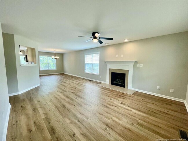 Building Photo - 216 Cobblestone Dr