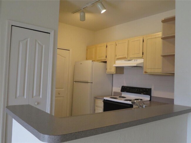 Building Photo - 8826 Dunes Ct