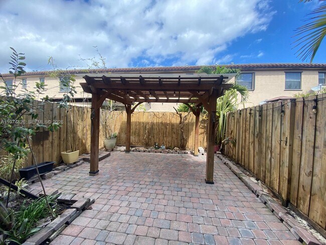 Building Photo - 11543 SW 248th Ln