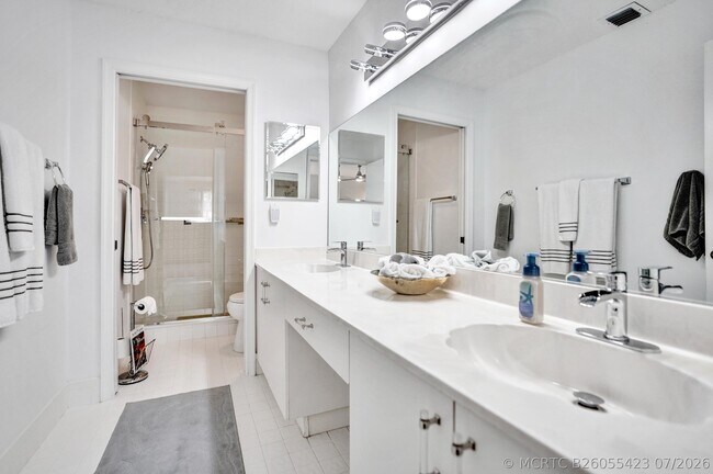 Building Photo - 7669 Springwater Pl