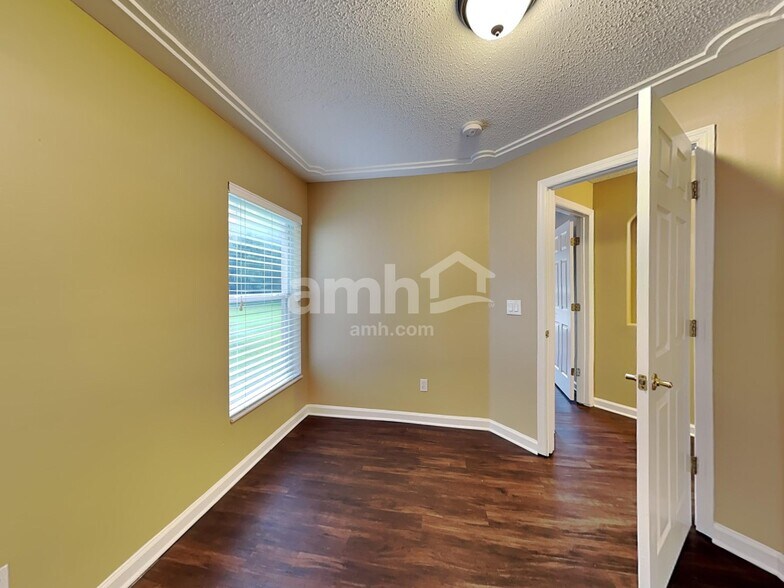 Building Photo - 6673 Bouganvillea Crescent Dr