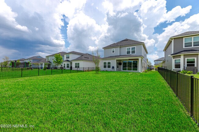 Building Photo - 350 Brookgreen Wy