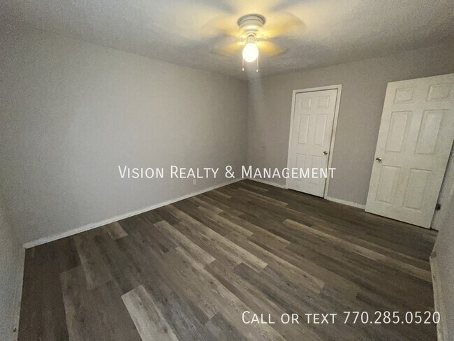 Building Photo - 2954 Jones St