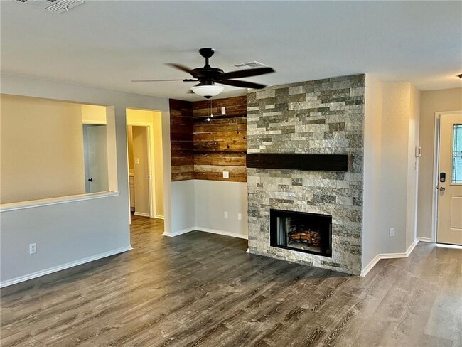 Building Photo - 3401 Nocona Cove