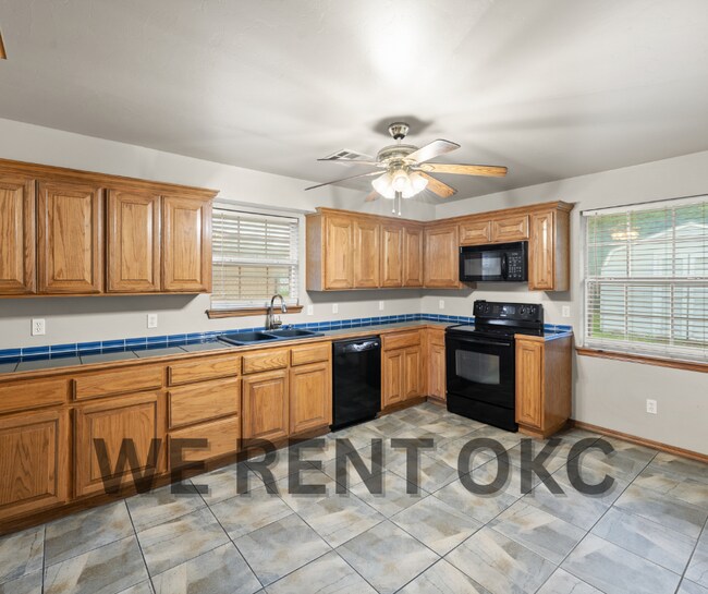 Building Photo - 2649 SW 62nd St