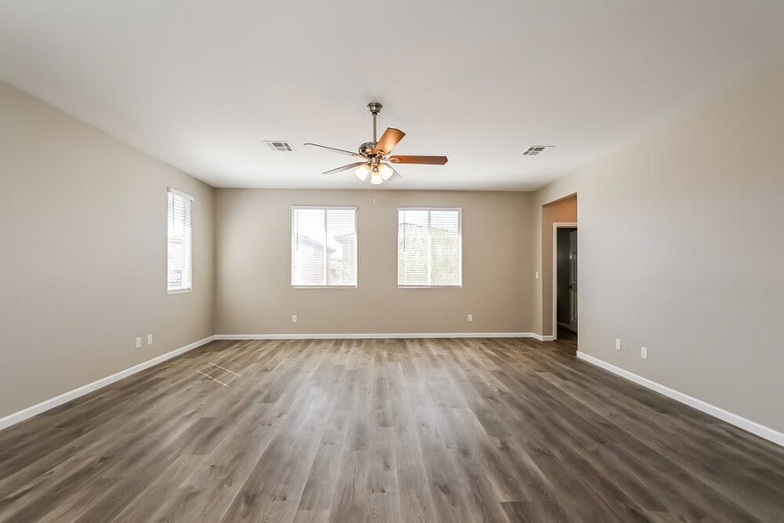 Building Photo - 10435 Romoco Ct