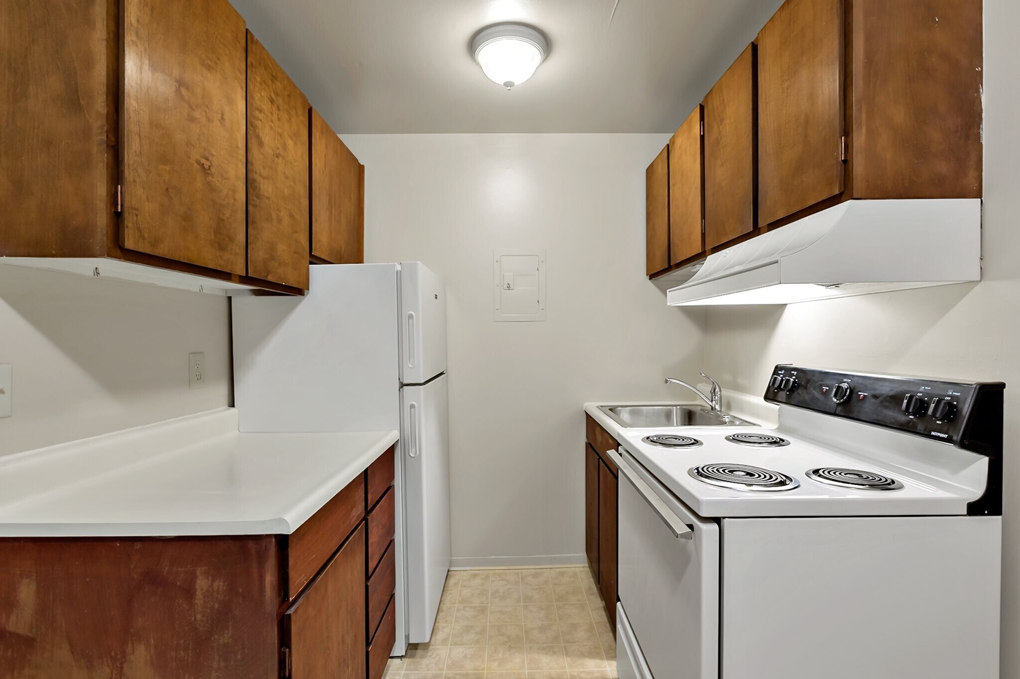 Building Photo - 5515 15th Ave NE