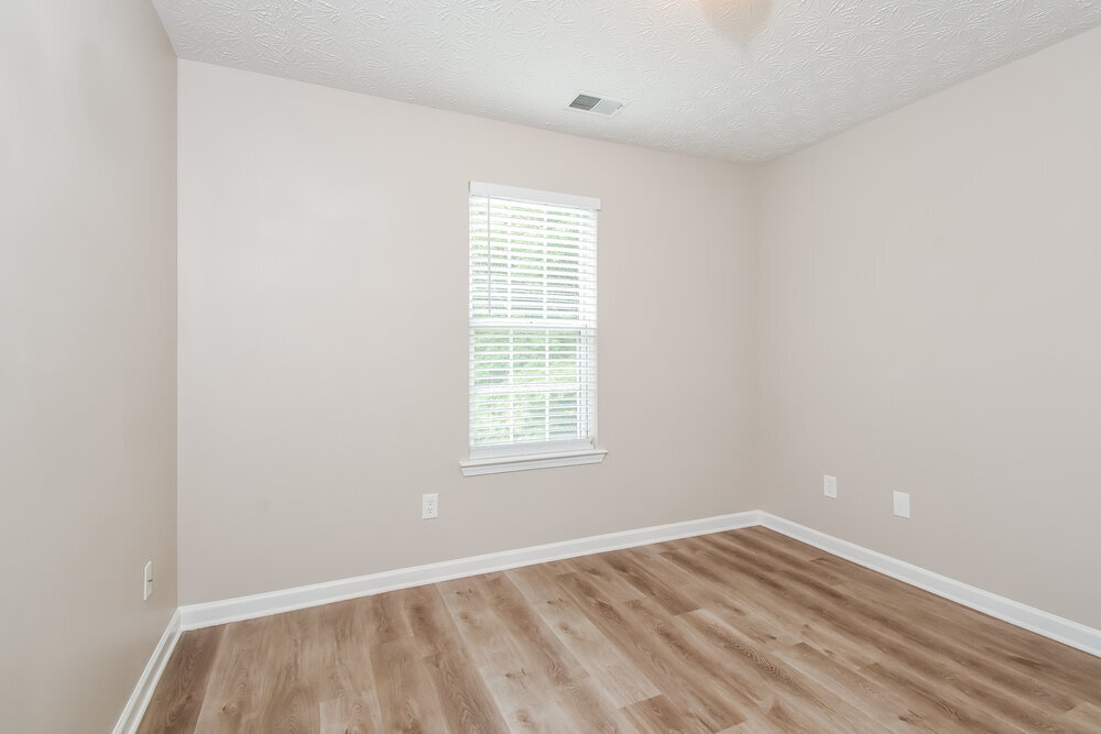 Building Photo - 23 Dewey Dr