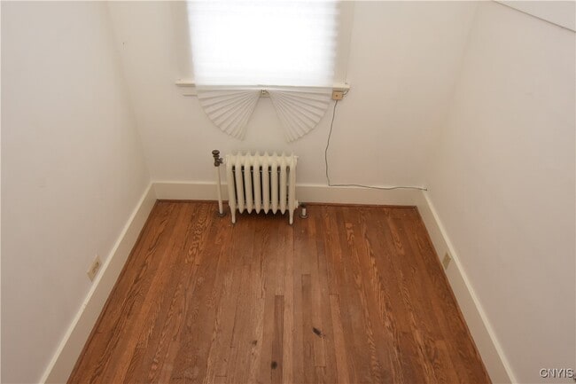 Building Photo - 2318 Genesee St