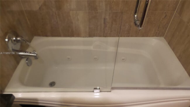 Building Photo - 300 S Biscayne Blvd