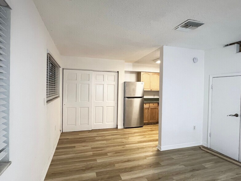Building Photo - 65 NE 59th St