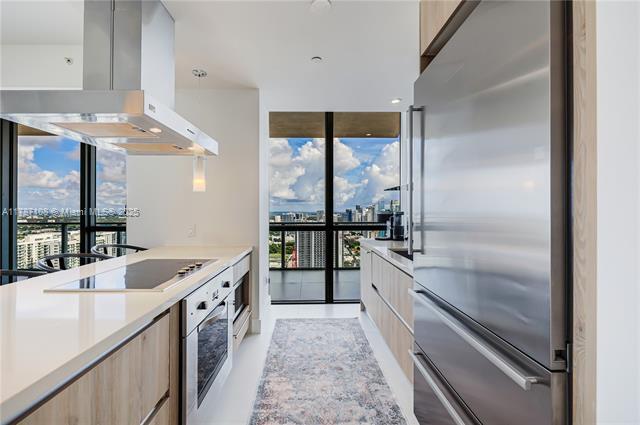 Building Photo - 1100 Biscayne Blvd