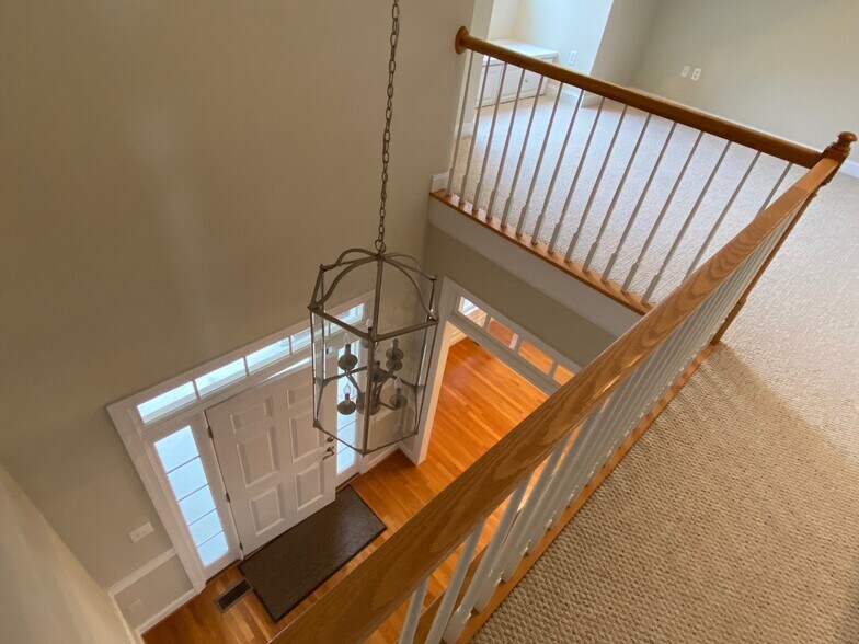 Building Photo - 4903 Pebble Beach Cir N